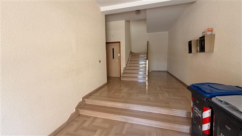 Appartamento di 4 vani + acc. al 3° piano con ascensore